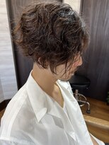 レック(REK) メンズ　前下がり　パーマ