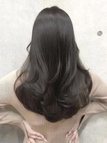 サイン 渋谷(SIGN)&nbsp;レイヤーカットイヤリングカラーインナーカラーケアブリーチ