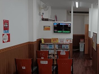 ファミリーカット1000 新鎌ヶ谷店の写真/【年代性別問わず好評】男性女性問わず、お子様からご年配の方までご好評頂いているカット専門店です◎