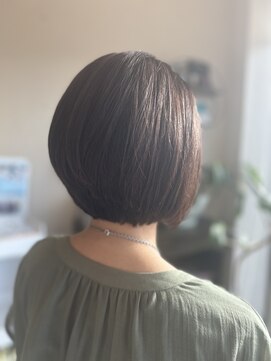 カナリア 常滑店 (Canaria) 前下がりシャープボブ/30代/40代/50代/60代