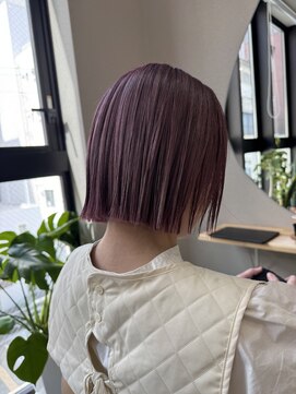 シカ 神戸三宮元町店(Cica) 切りっぱなしボブ ショートボブ ピンク 暖色 三宮 元町