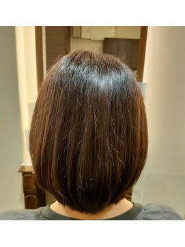 ペンシエロ(Pensiero) 潤う白髪染め【明るめの白髪染め】