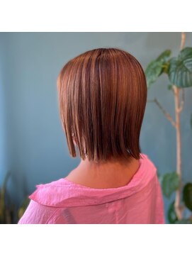 ラテルネ 名駅店(Laterne) 切りっぱなし/ボブ/外ハネ