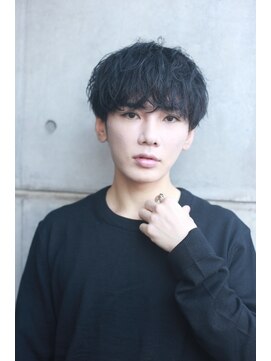 ルーカ 恵比寿(LU-CA) 無造作マッシュ黒髪ブルーブラック