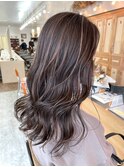 白髪ぼかしハイライト×ブラウンベージュ