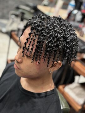 フォーコーナーズカットショップスリーセント 栄(FourCornersCutShop 3/cent) スプリングドレッド