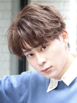 ページ(page,) 韓国ヘアカルマパーマコンマバングセンターパート黒髪ウルフ