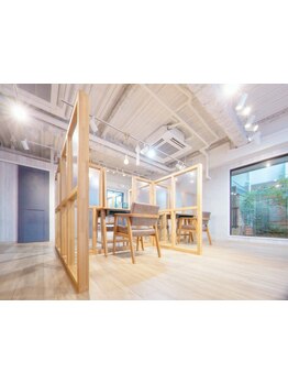 《居心地の良さを追求した個室空間》忙しい毎日を送るあなたへ、特別な癒やしをお届け【船橋/京成船橋】