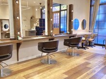 ミリュウ(Milieu)の雰囲気（真新しい店内は、こぢんまりとしていてとても落ち着きます。）