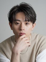 オーシャントーキョーオーバー 渋谷(OCEAN TOKYO OVER)&nbsp;センターパートフェザーパーマニュアンスパーマシャドウパーマ