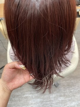 ミーナ(Mina) カラーカット