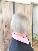 シュパーブ オリゾン(SUPERBE horizon)&nbsp;ミニボブ/ホワイトカラー/ブリーチ