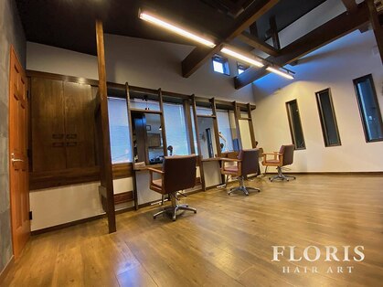 FLORIS HAIR ART【フローリス ヘア アート】の写真