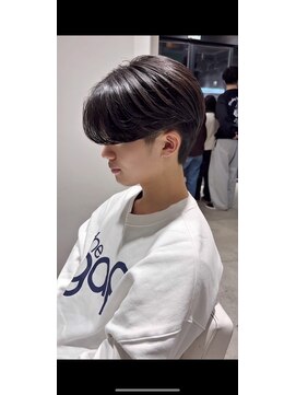 ミリ(milli Produce by ITAKURA) 毛流れセンターパート