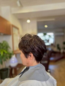 ジョジョヘアーデザイン(JOJO hair design)の写真/高濃度の炭酸とスチーム効果で、毛穴の汚れをすっきり落とし頭皮環境を整えます。
