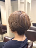 アンプリュス リアン(1+ Unplus lien)&nbsp;白髪ぼかしハイライトニュアンスカラーベージュショートボブ