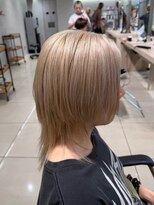 アッシュ 高幡不動店(Ash)&nbsp;抜きっぱなしブロンドホワイトブロンドショート立川日野