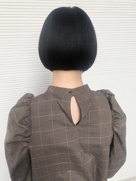 マド ヘア(mado hair) ミニボブ