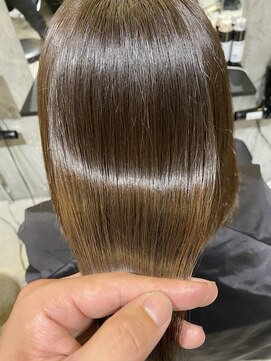 エヴァー(ever) マッシュ/くびれヘア/ビタミンカラー[表参道駅/原宿駅]