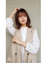 ゼル 本郷店(ZELE) 大人かわいい外ハネミディ