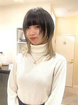 ノブレス ノアール(NOBLESSE NOIR) ミディアムレイヤーウルフ×インナー/ブロンド/デザインカラー