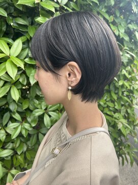 アンドティ ヘア 東久留米店(&.T HAIR) ショートボブ/似合わせカット/アッシュブラック