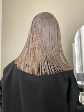 シアター(CIARTOR) ミルクティーブロンド / ブリーチカラー