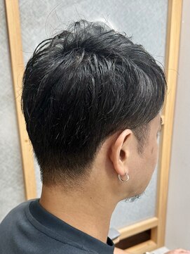 イゾラ(isola) 【isola】メンズカット/ツーブロック/アップバングショート