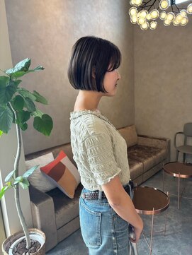 ラヴィズム(LUVISM) ショートカット丸みショート耳掛けひし形ハンサムショート小顔