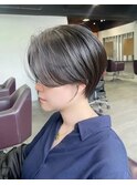 かっこいい女性×大人ハンサムショート