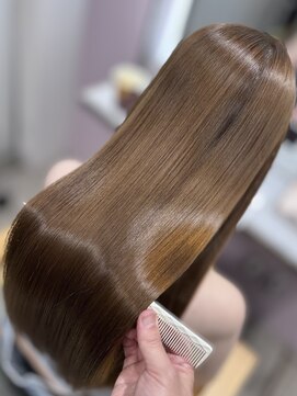 エミリー(Emily) ロング