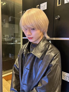 インク サカエ(inq sakae) ケアブリーチ/トリプルカラー/ホワイトベージュ