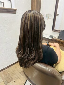 アミリー ひたち野うしく店(Amily) ハイライトバレイヤージュダブルカラーケアブリーチ20代30代