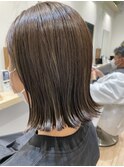 外ハネエアリーミディーボブ イメチェン