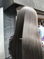 ネイヴィル(navile)&nbsp;◎赤みのない透け感グレージュ