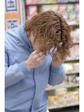 にもう かきあげセンターパート【神戸三宮/元町】メンズカラー