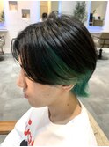 星川指名　インナーカラー　インナー緑　メンズハイトーン