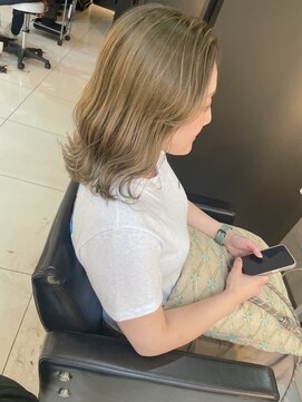 ソーホーニューヨーク 函館店(SOHOnewyork) ブロンドベージュ/ブリーチ/ブリーチカラー/函館/五稜郭/美容室