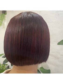 ビキ(BIKI) 艶ボブレッド