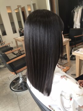 ヘアーメイク アディクト(HAIR MAKE addict) 癖毛でお悩みの方はダメージレス縮毛矯正☆