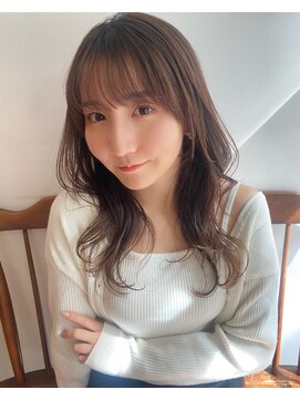 ガーランド (Garland) 大人かわいいくびレイヤーまろベージュ小顔シースルーバング