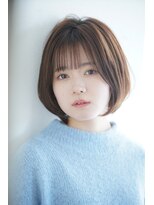 アボヘアー(Abo hair)&nbsp;ブラウンシースルーバング細めハイライトショートレイヤーボブ