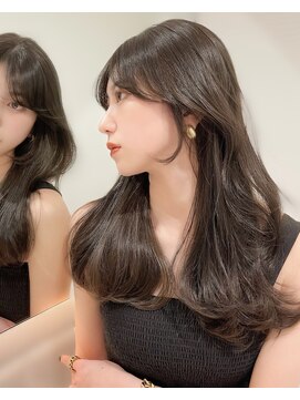 ジーナ 渋谷本店(Zina) こなれロングレイヤーカット