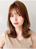 艶感うる艶髪斜めバングチェリーブラウン美髪ミニウルフ前髪