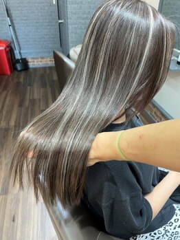 カット ハウス ボブ CUT HOUSE BOBの写真/【放出駅5分】40代50代60代の方大歓迎◎白髪染めでもオシャレが楽しめる◎#グレイカラー#放出