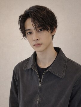 ニュクス(Nyx.) 【センターパート×ニュアンスパーマ】韓国風メンズ