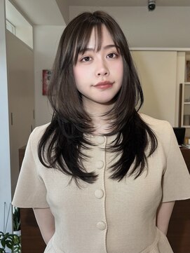 バサ 江古田店(BASSA) セミロングハッシュ【会話控えめ美容師Runa】