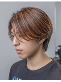 センターパート×筋感ハイライト