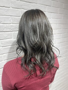 ヘア スパ ビューティー エールフォルム(HAIR SPA BEAUTY YELLFORME) カーキアッシュ