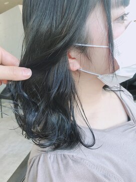 レーヴ(REVE) イヤリングカラー　インナーブルー